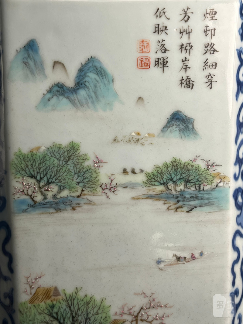 清乾隆  青花八吉祥开光洋彩“四时燕居”图诗文八方瓶 - 图15